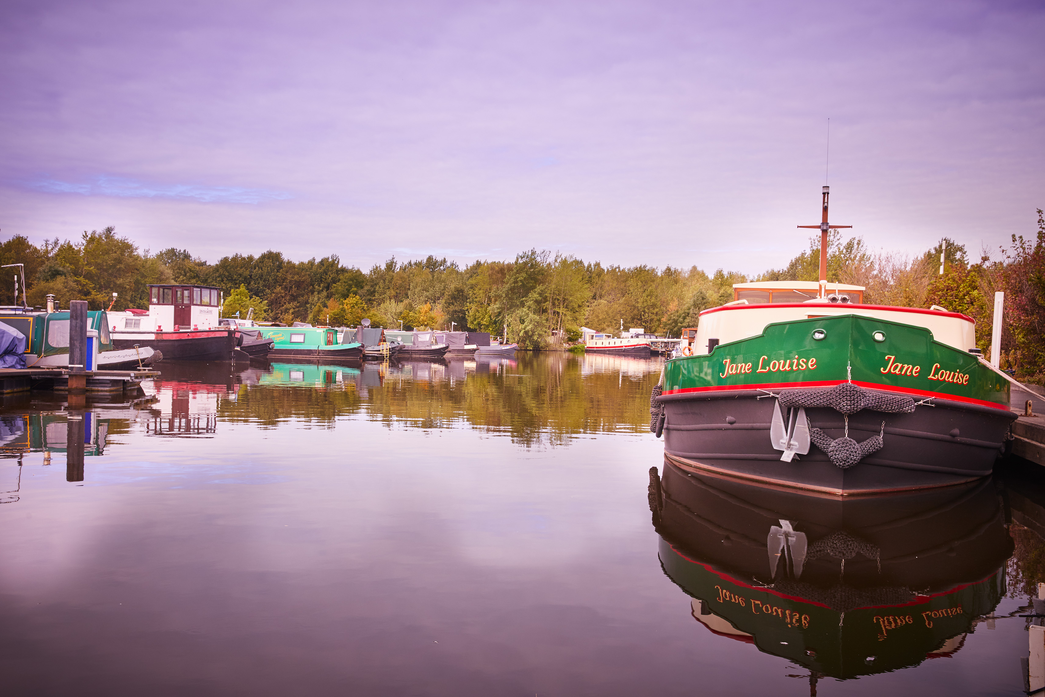 Narrow Canal Boats for Sale in London Aquavista
